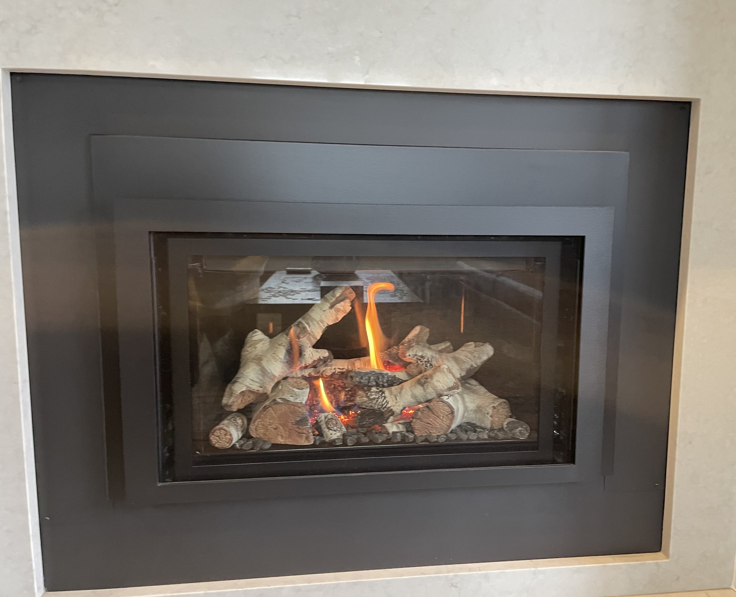 Mendota FV44i — Gas Insert